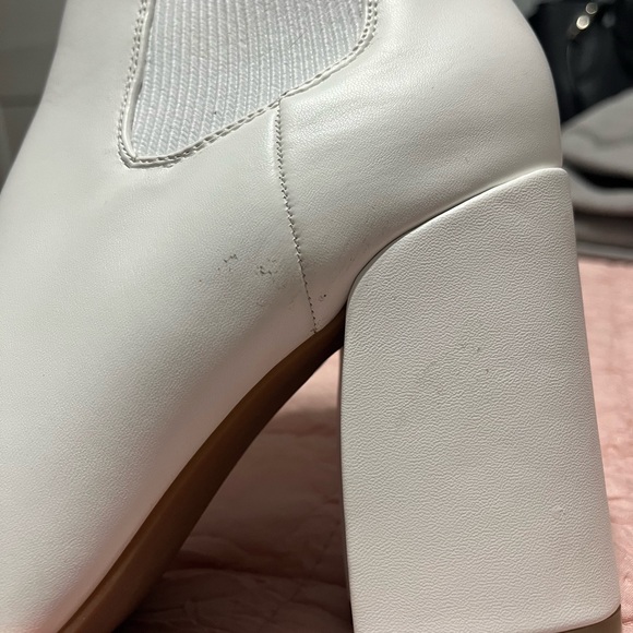 Sugar White Heeled Boots - Picture 4 of 5